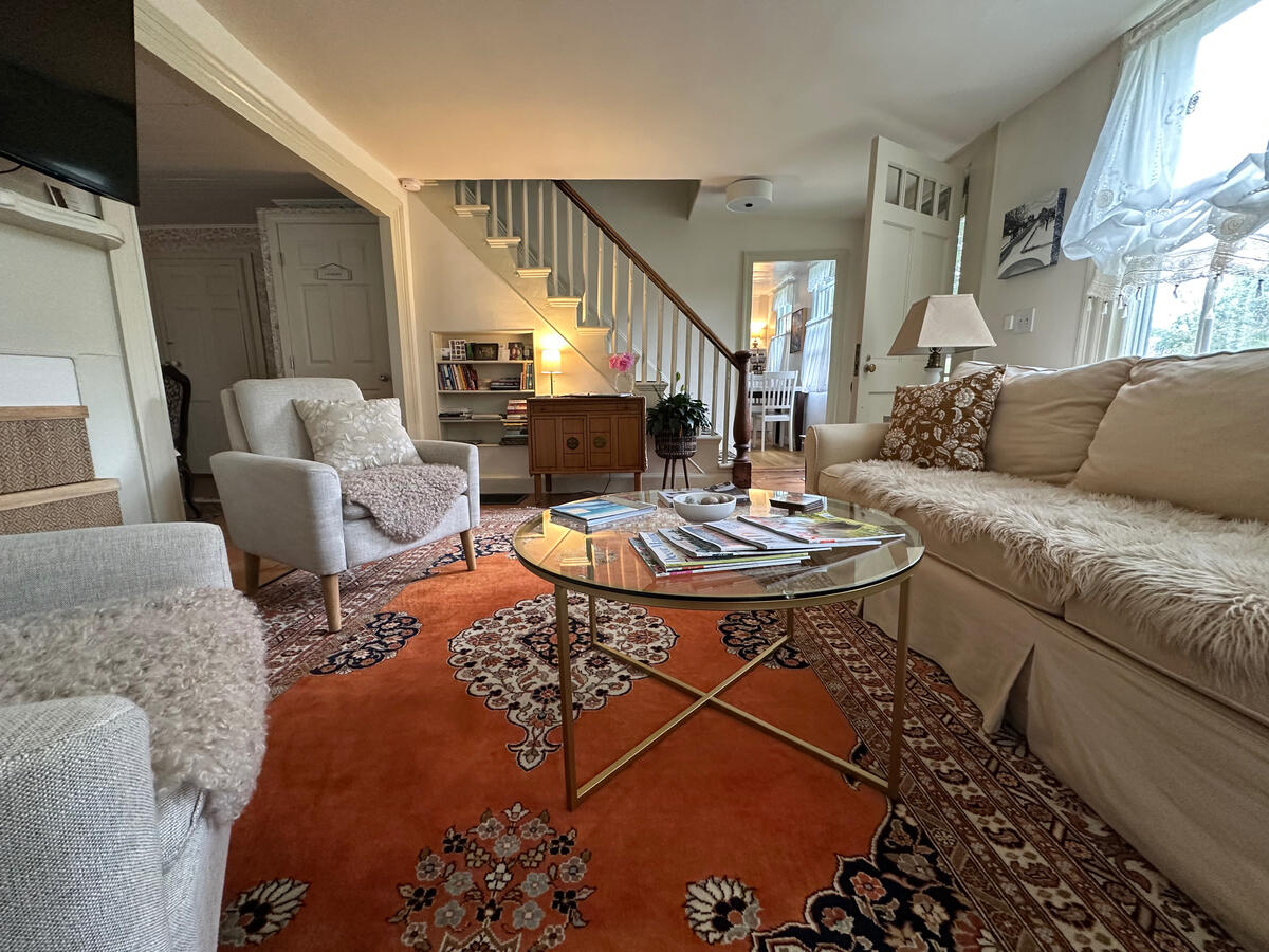 living room vacation rental Maine